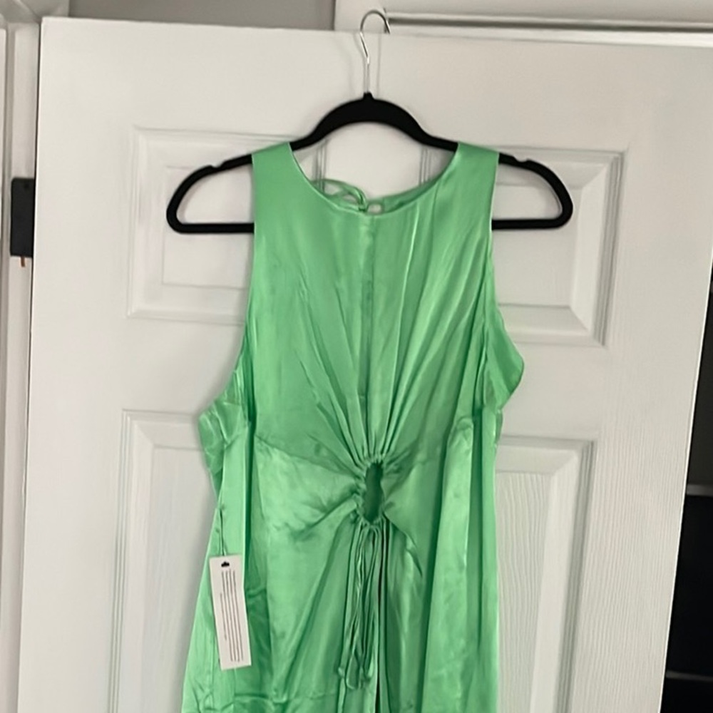Top shop Elegant Green Satin Dress cut out front detail